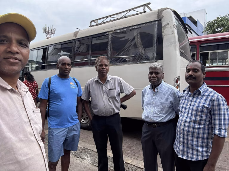 வெள்ளவத்தையில் கொஞ்ச நேரம் நின்றால் நிறைய ஊரவர்களை சந்திக்கலாம்…