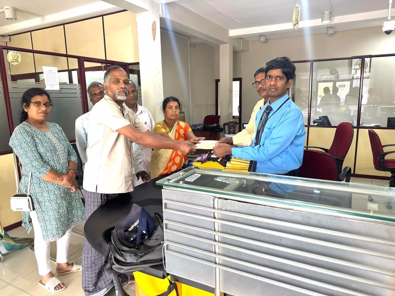 சடையாளி பள்ளிக்கூடத்திற்கு நிரந்தர வைப்பு 16 இலட்சத்து 50 ஆயிரம் ரூபாய்கள் பழைய மாணவர்களால் வைப்பில் இடப்பட்டுள்ளது. 31.01.2023.
