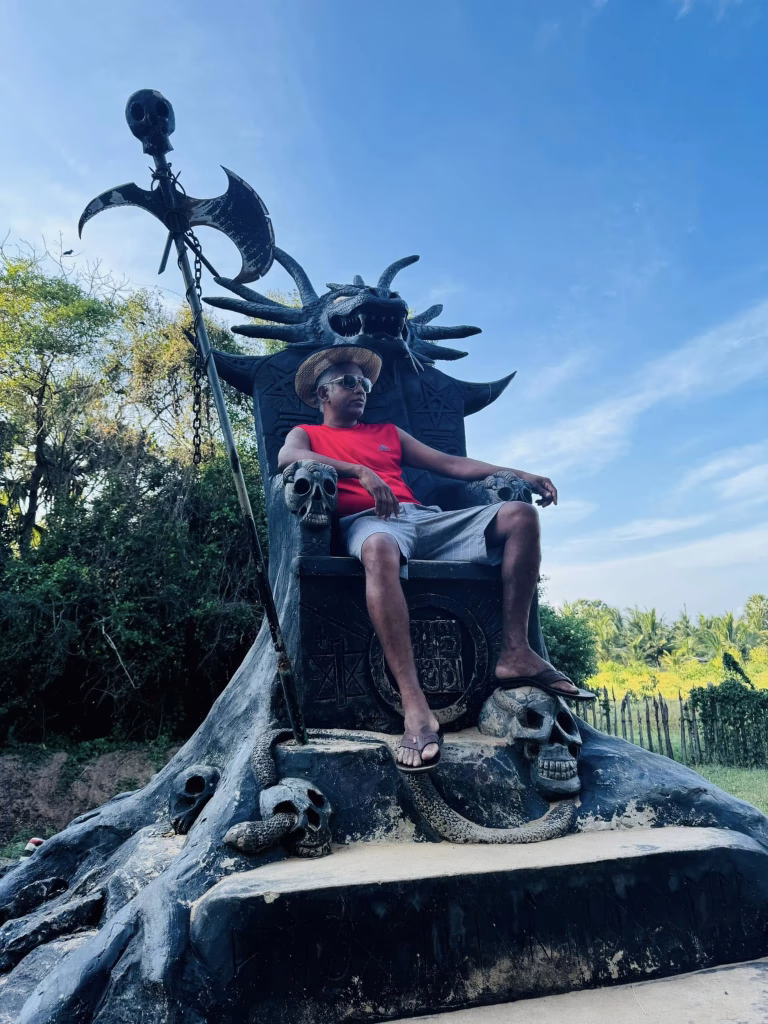 கனவு காணுங்கள் தப்பு இல்லை, ஆசைப்படுங்கள் தப்பு இல்லை ஆனால் எல்லாம் பென்சன் எடுத்த பிறகு தான் நிறைவேற்றலாம் என்று மட்டும் நாட்களை தள்ளி போடாதீர்கள்!
